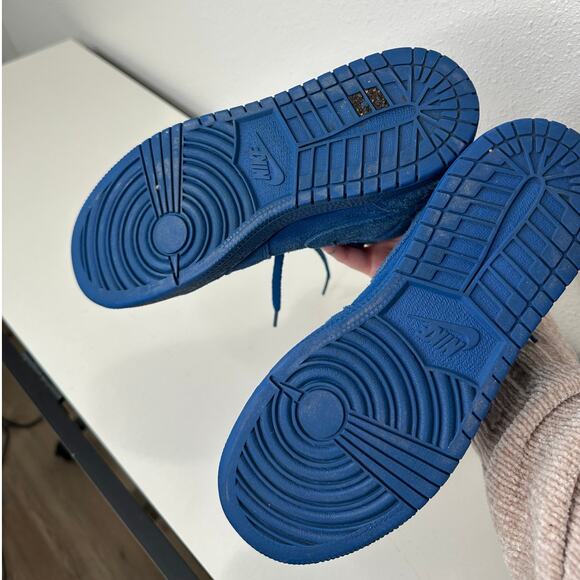 Nike Air Jordan 1 Retro High Top Blue Suede Sneaker 4 Youth - Picture 9 of 16